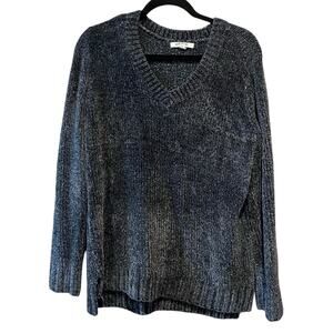 Orvis Women’s Chenille V-Neck Sweater size M blue gray